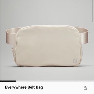 Lululemon Everywhere Belt Bag